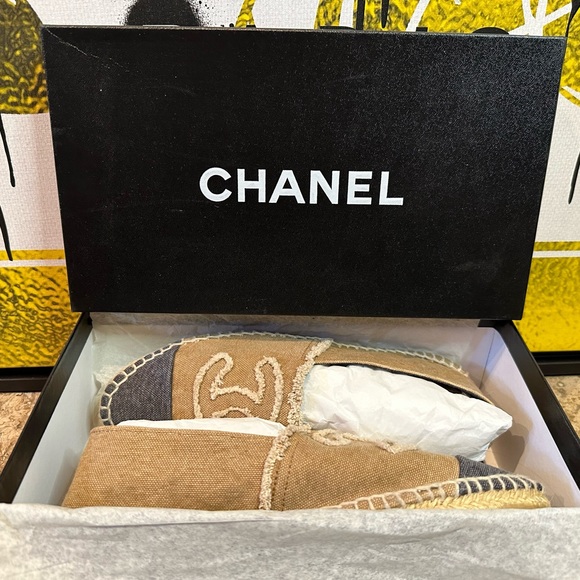 Chanel Black and tan canvas Espadrilles EU 39  Excellent condition - Picture 9 of 9